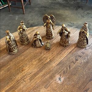 Mark Roberts Gold Nativity Figurine Set of 7